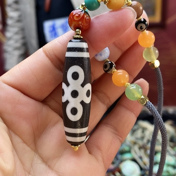 玛瑙/玉髓合金颈饰