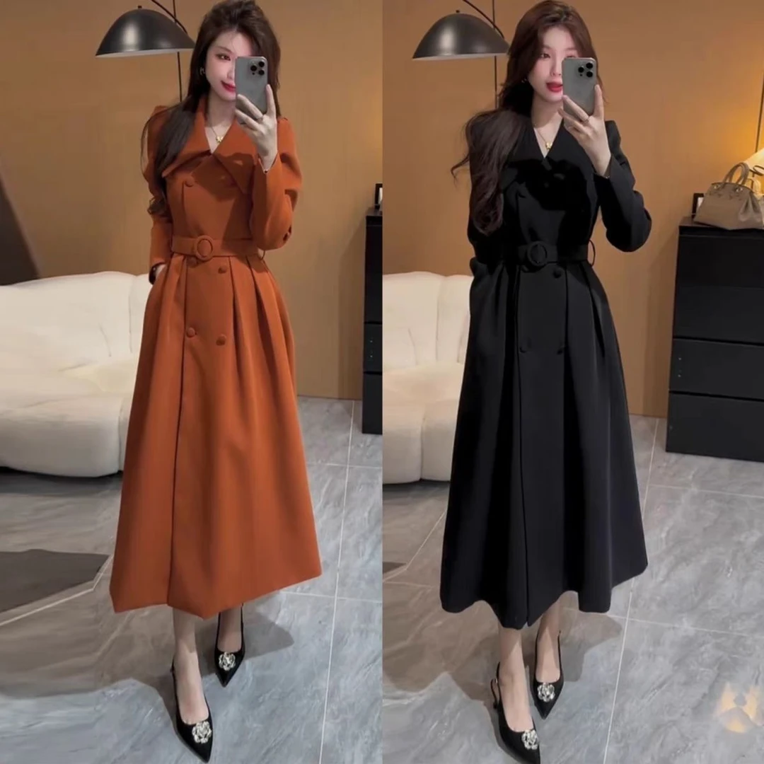 800法式高级感气质连衣裙2025秋新款收腰显瘦洋气大翻领风衣裙子