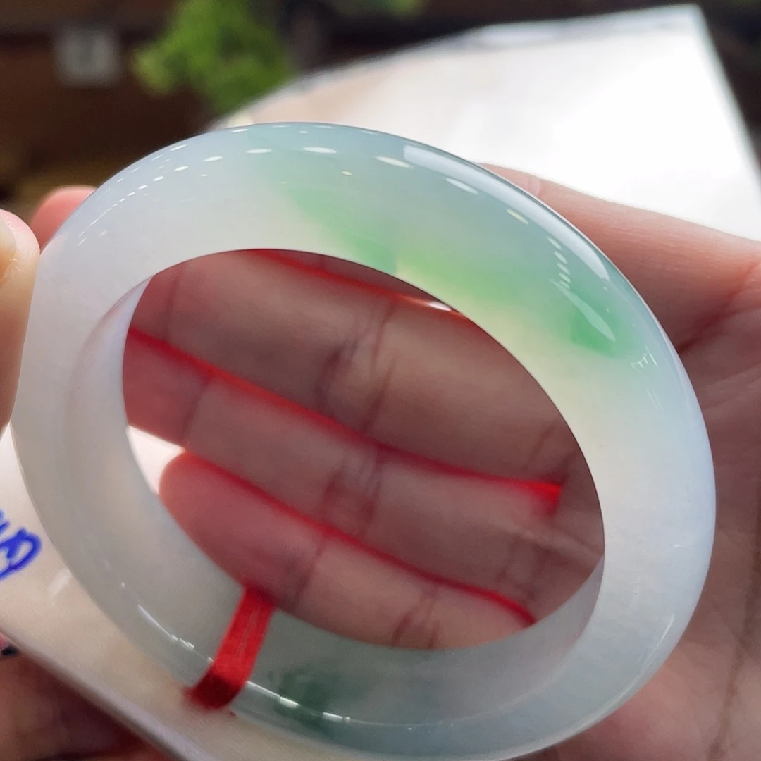 翡翠未镶嵌手镯52.2老胶条