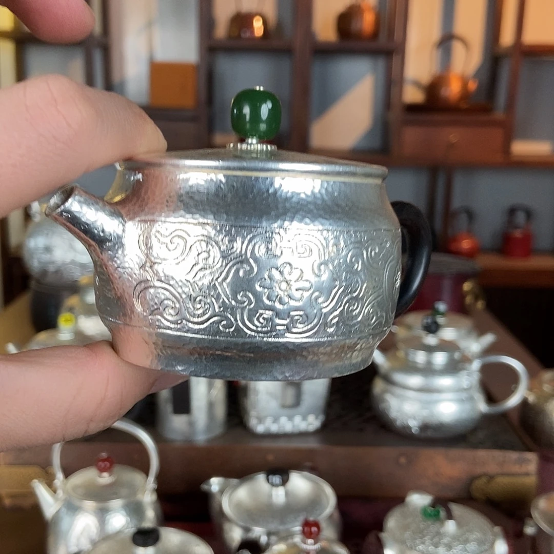 木***児纯手工制作铜底厚裹银壶茶壶