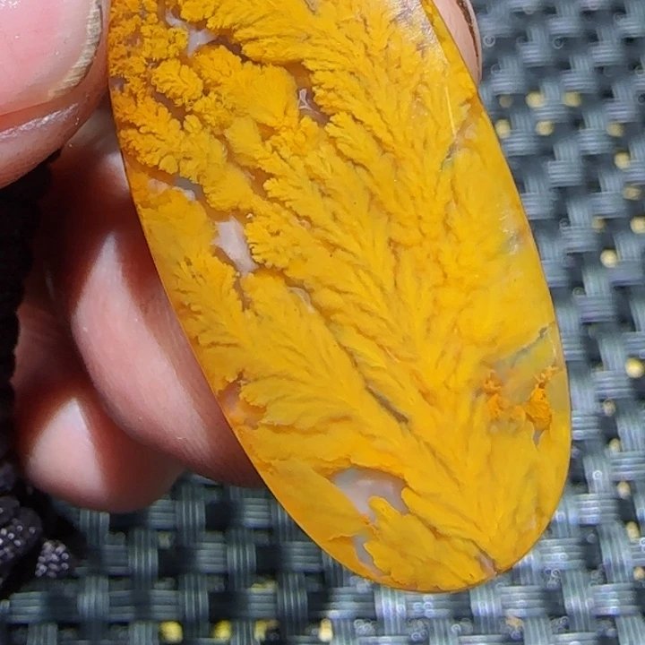 李***禹玛瑙/玉髓未镶嵌吊坠