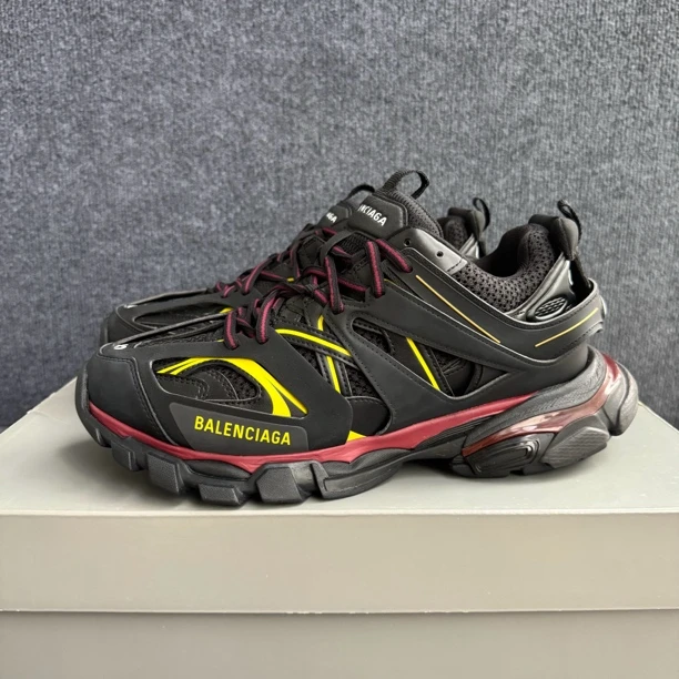 99新 Balenciaga/巴黎世家 42码 track 黑黄红 老爹鞋 原盒