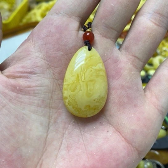 蜜蜡裸石未镶嵌吊坠