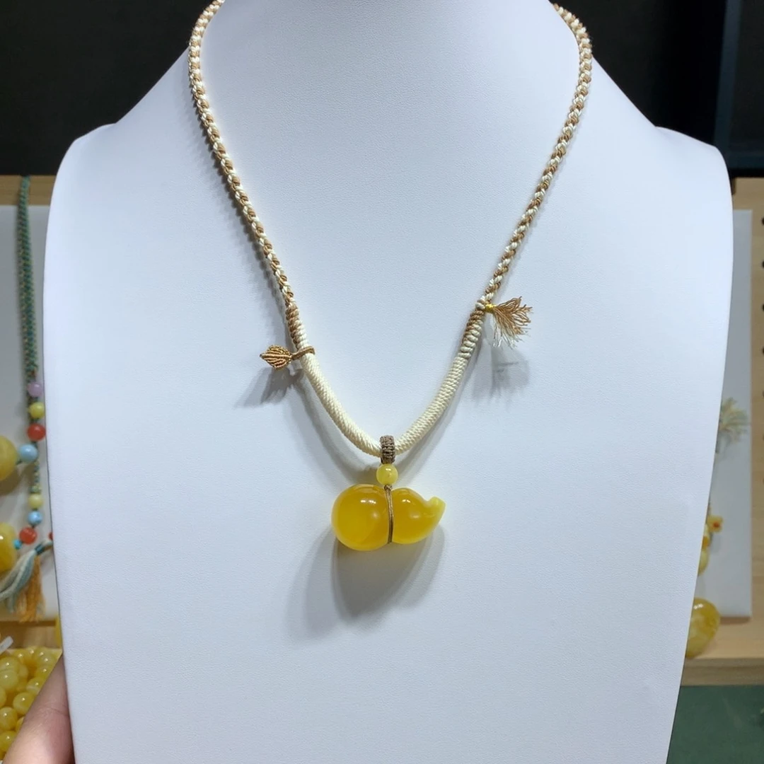 蜜蜡颈饰未镶嵌葫芦