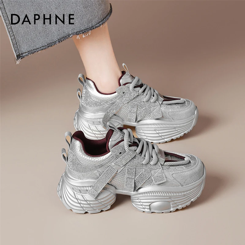 达芙妮银色老爹鞋女款2025新款春秋季爆款增高7CM厚底休闲运动鞋