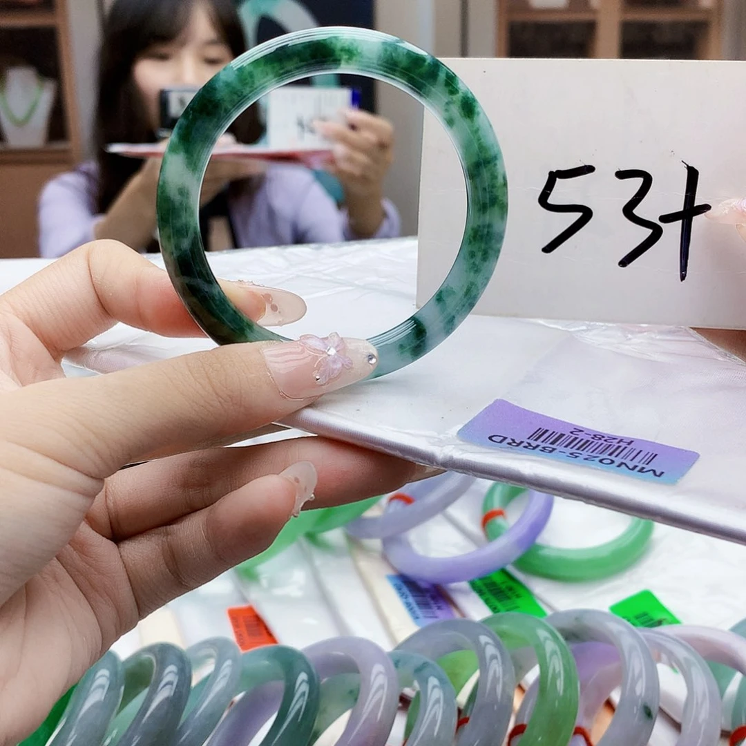 未镶嵌手镯翡翠Bbb