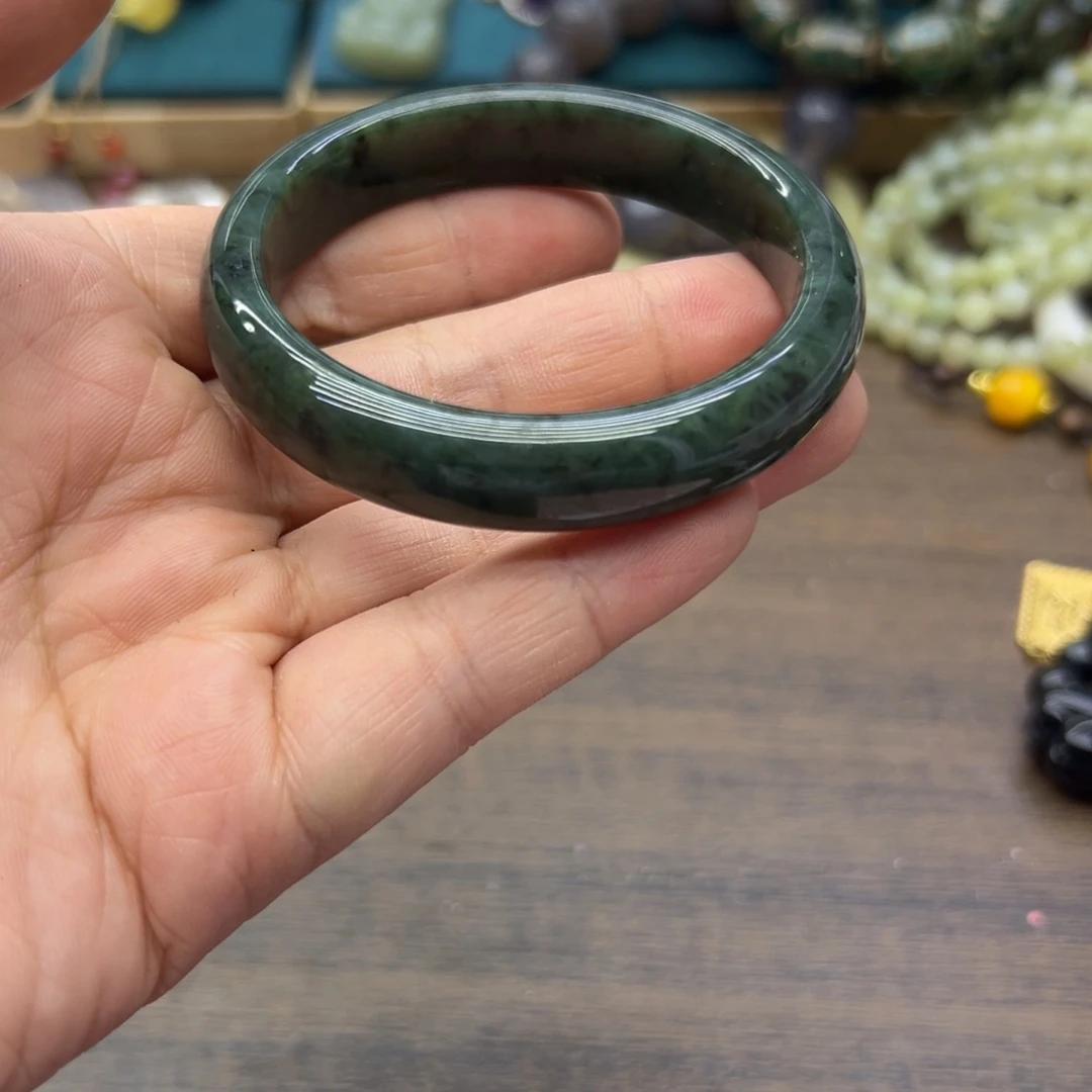 和田玉未镶嵌手镯54.7圈围1644