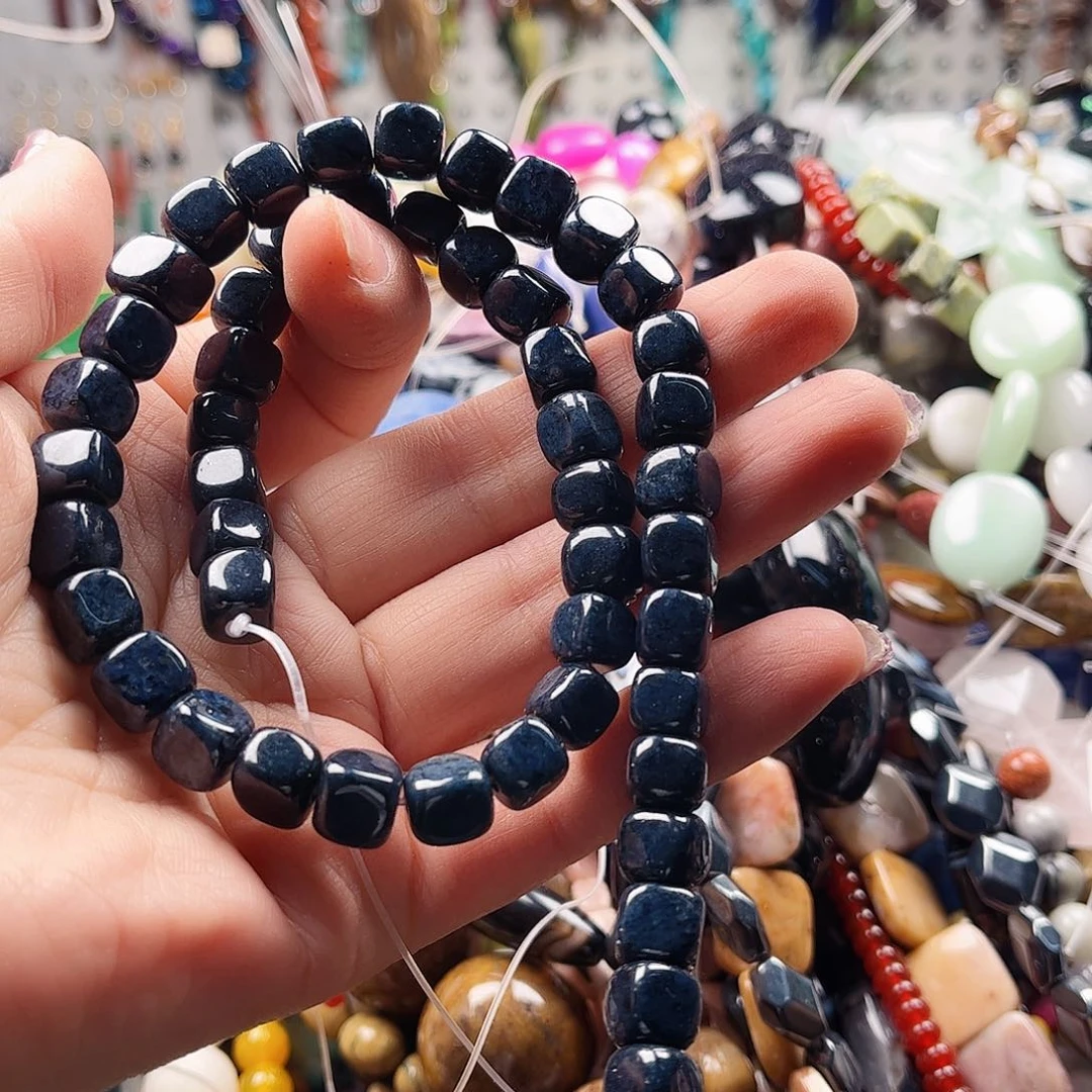 石英质玉珠宝奇石未镶嵌卡8