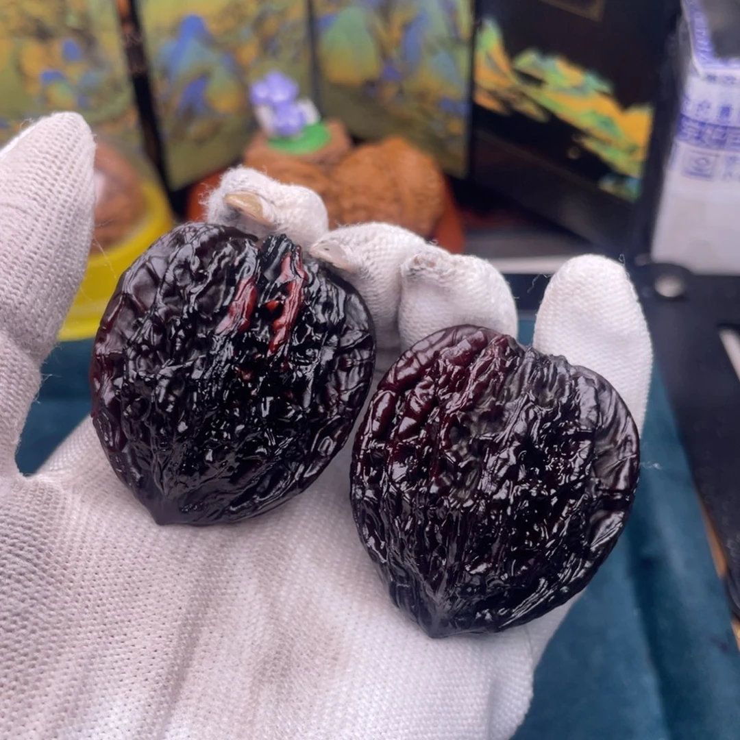 文玩核桃吊坠麦虎2