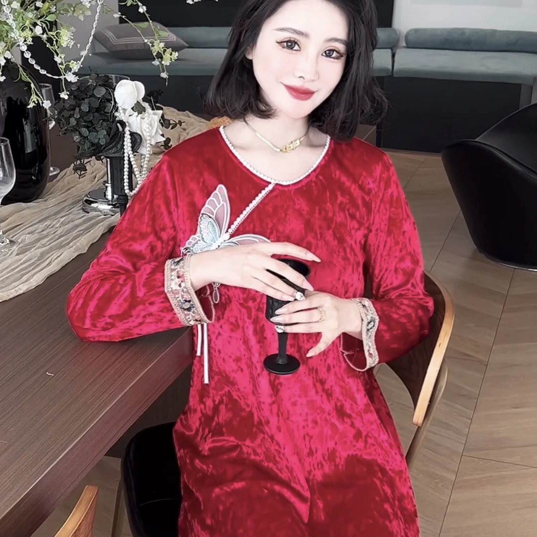 新中式金丝绒睡衣女长袖刺绣家居服宽松舒适可外穿