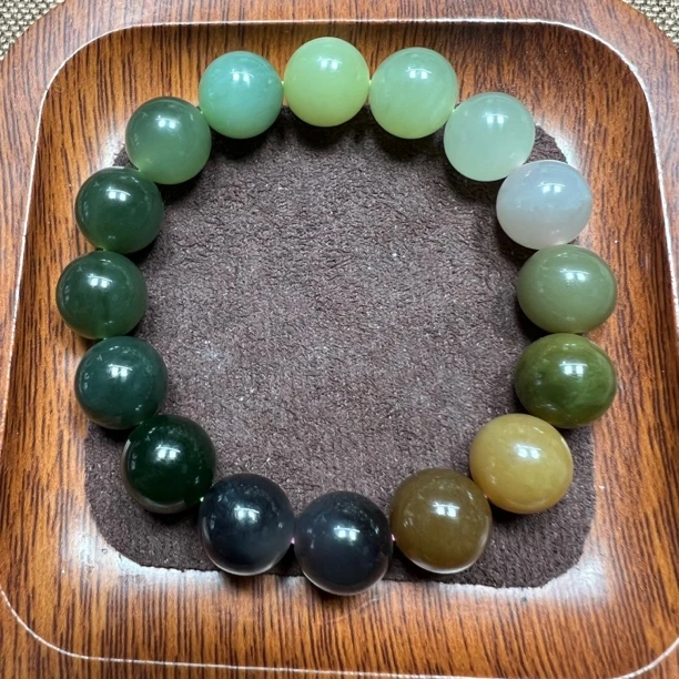 天然和田玉多宝圆珠卡12mm单圈手串多样百搭时尚