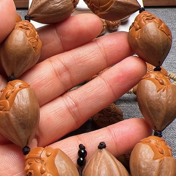 橄榄核手串/手链包衣财神