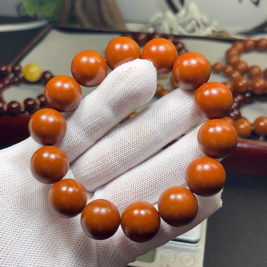 一***间吊坠橄榄核1.65+树王精品铁核 小孔