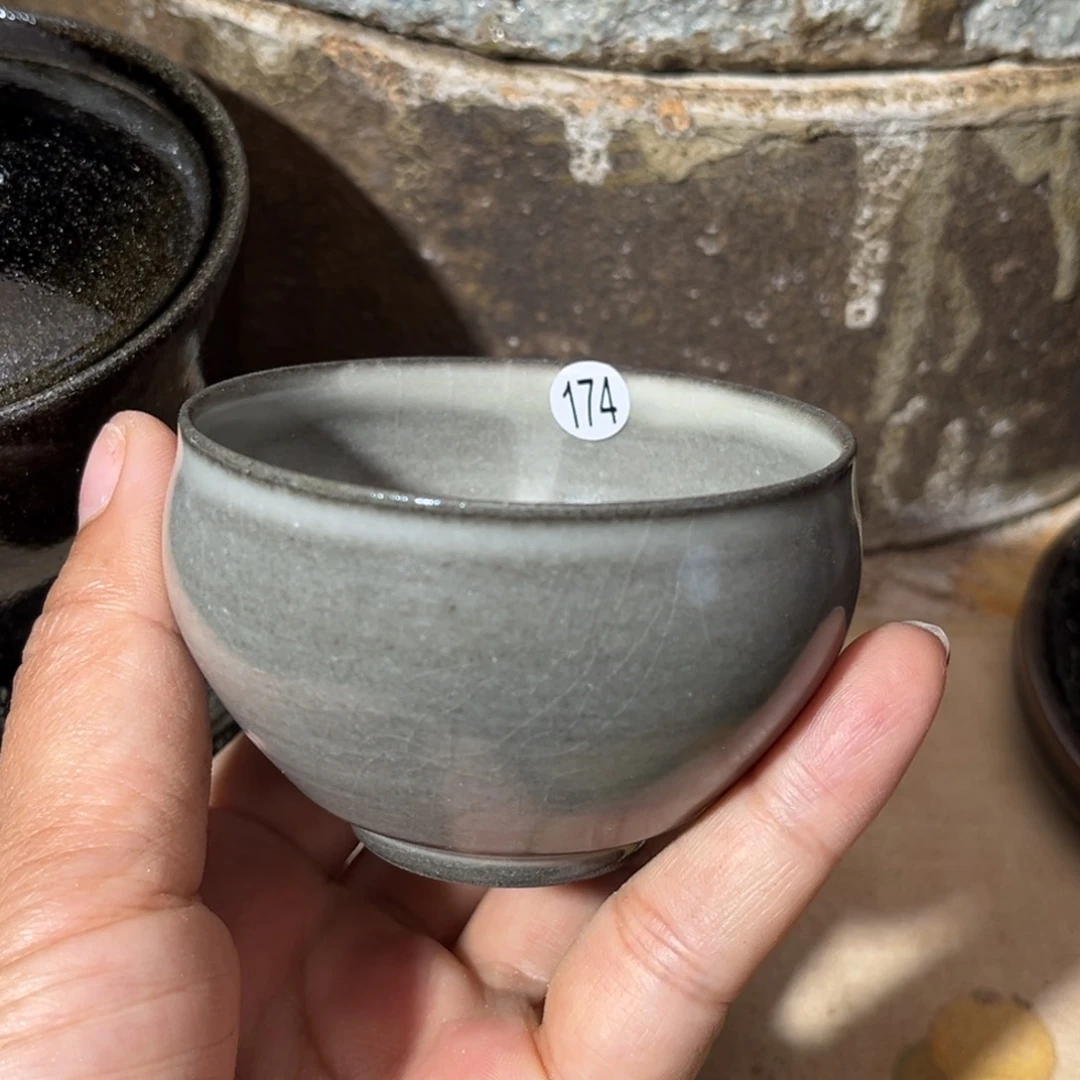 茶盏义兴龙窑坚持真柴烧