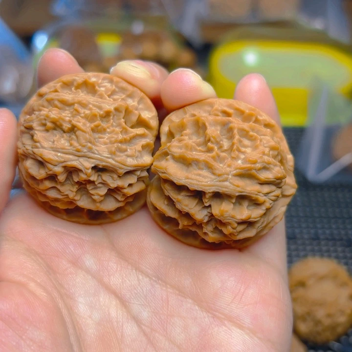 吊坠文玩核桃苹果园