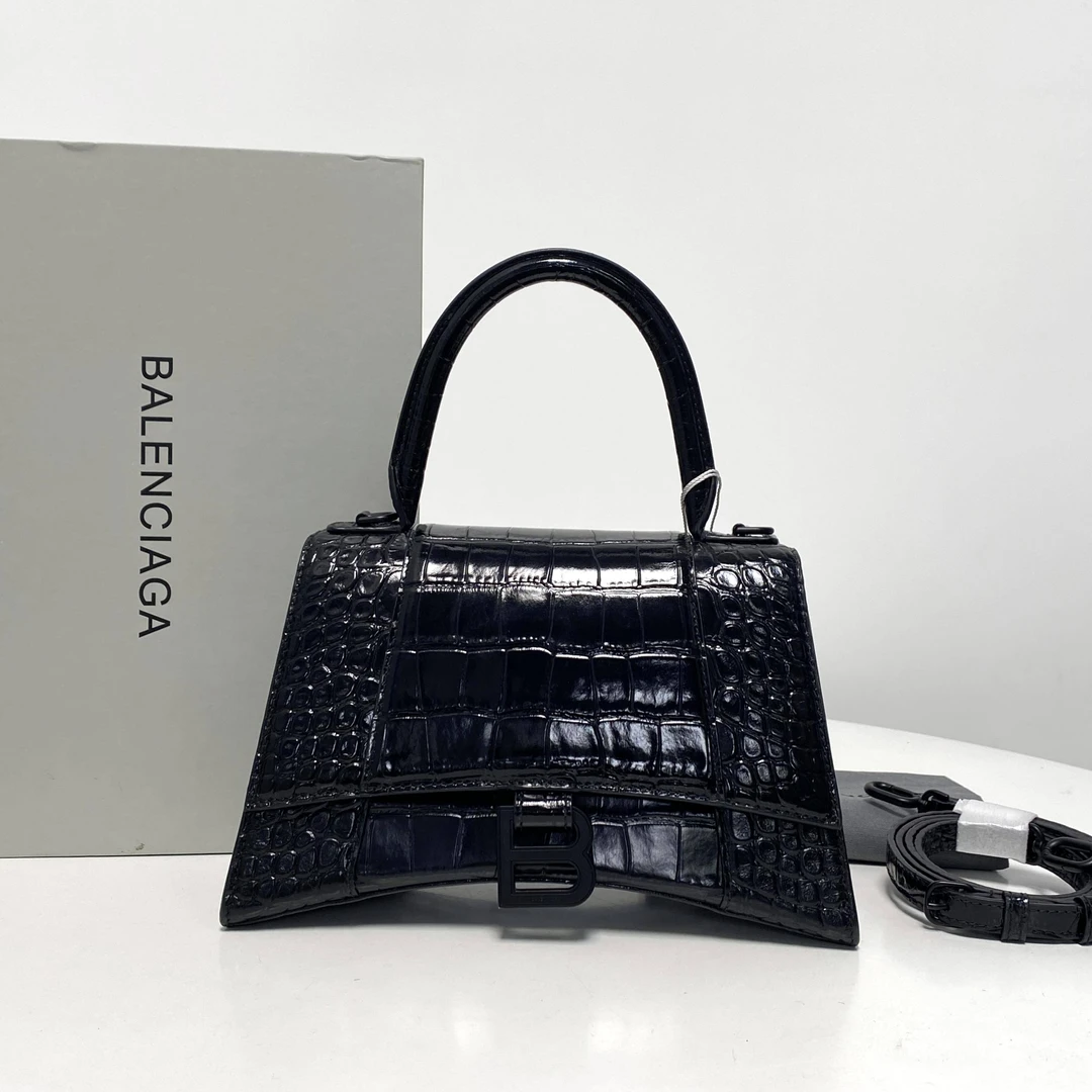 胖虎安安/巴黎世家/95新/公价0/箱包/斜挎包/312501240229