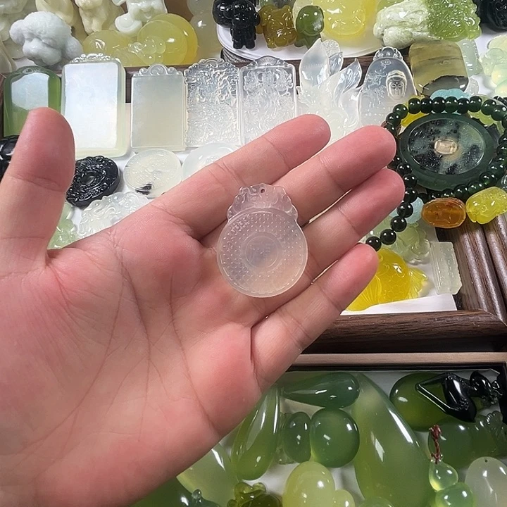 未镶嵌岫玉吊坠(不含链)我*意