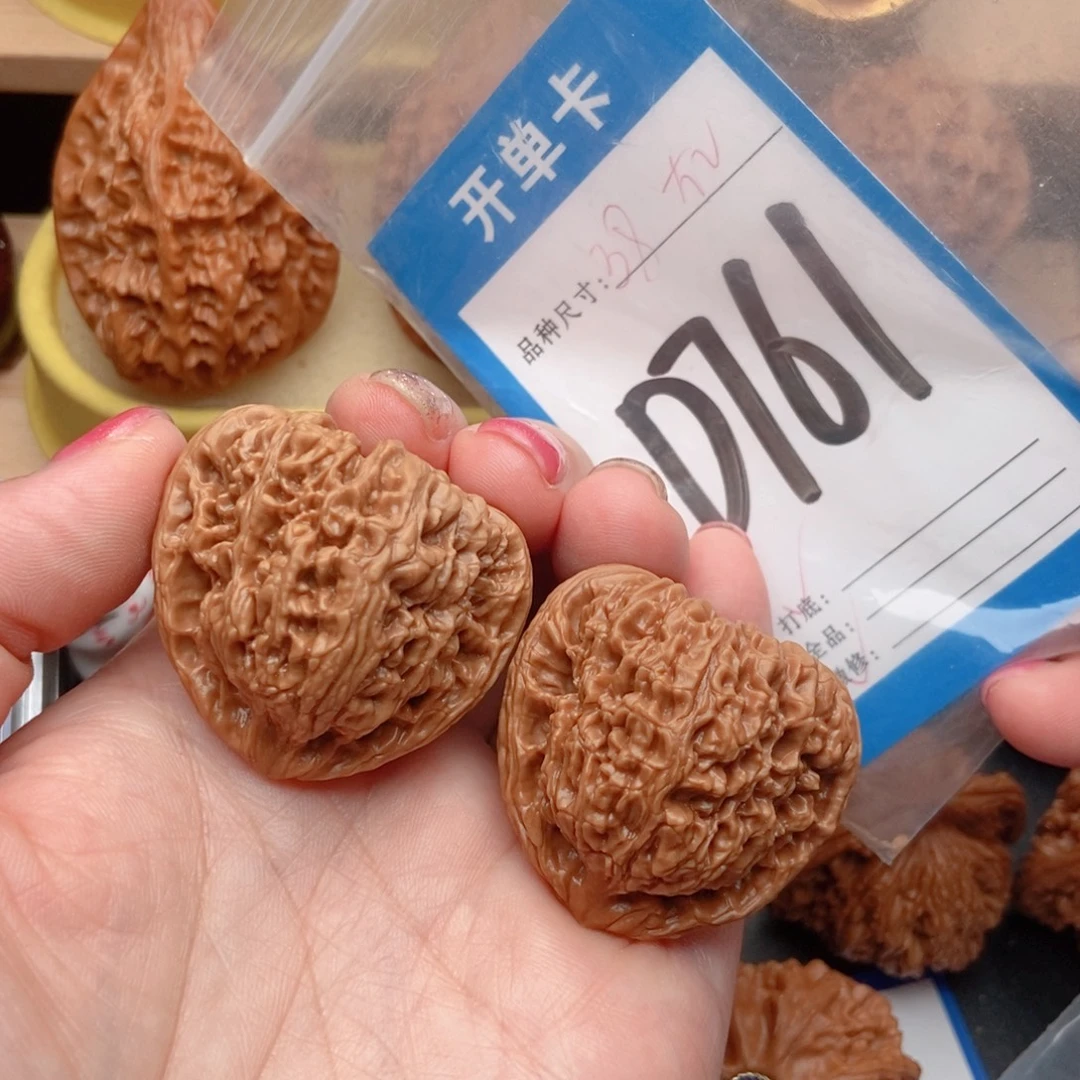 桃核吊坠核桃南疆
