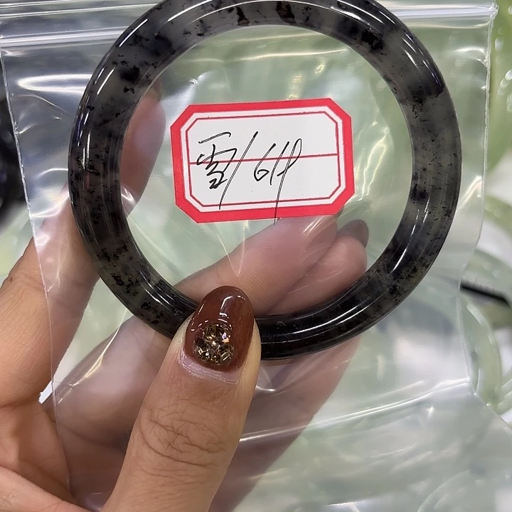 雪***5蛇纹石玉未镶嵌岫玉手镯