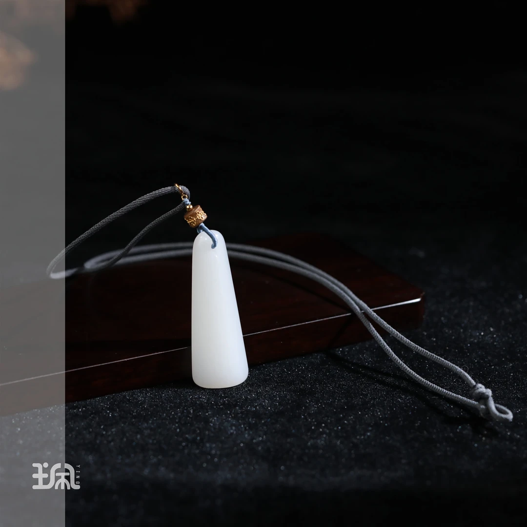 寒股|和田玉*项链*18K金镶嵌YNB25050312多样性发其一