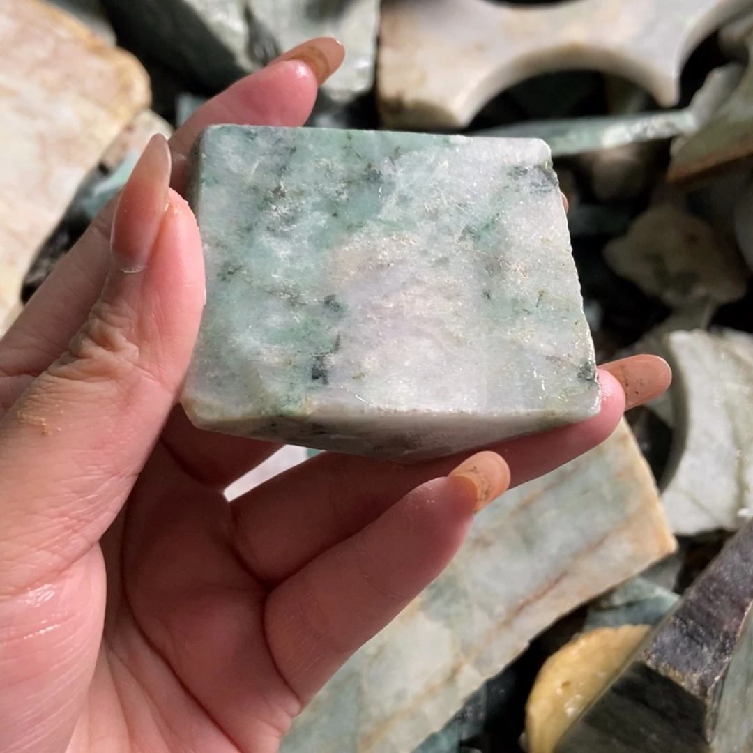 翡翠未镶嵌挂件天然翡翠