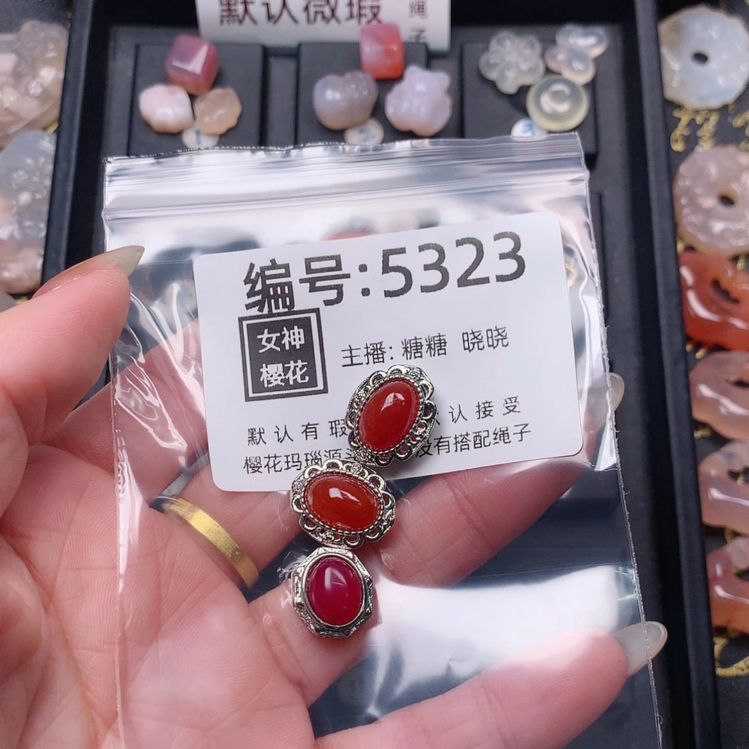 玛瑙/玉髓颈饰合金w****7