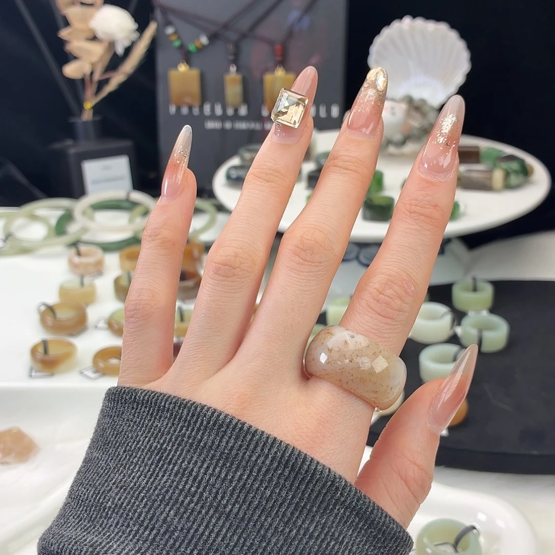 和田玉（糖玉）未镶嵌戒指j82金桂花墩墩18.2