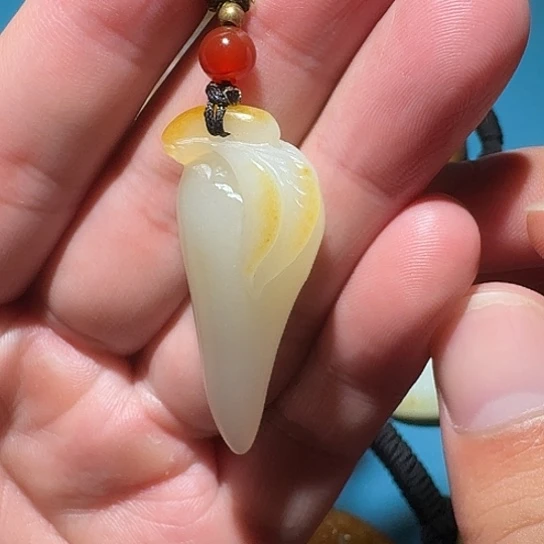 未镶嵌和田玉车挂