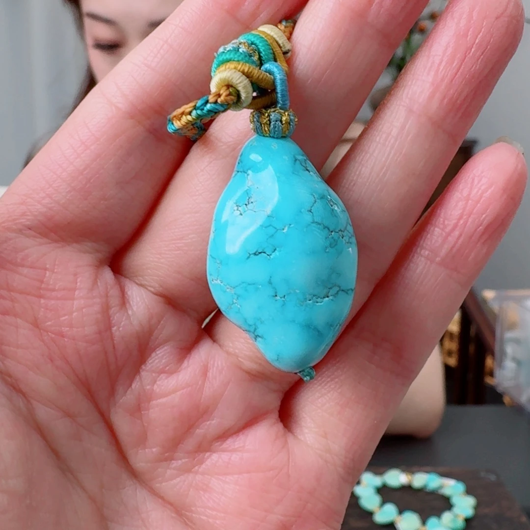 未镶嵌绿松石珠宝奇石