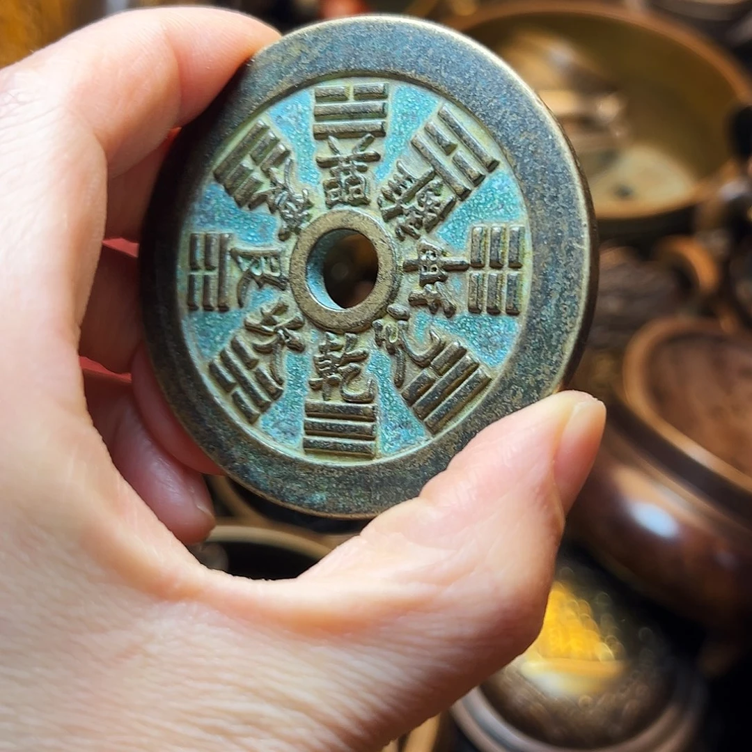 精美铜器工艺品等