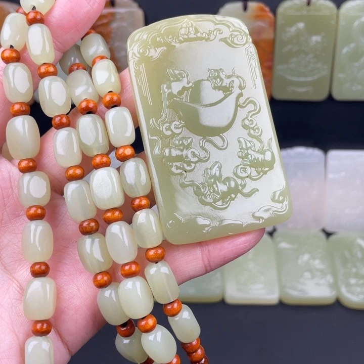 新疆昆仑山料，一物一拍