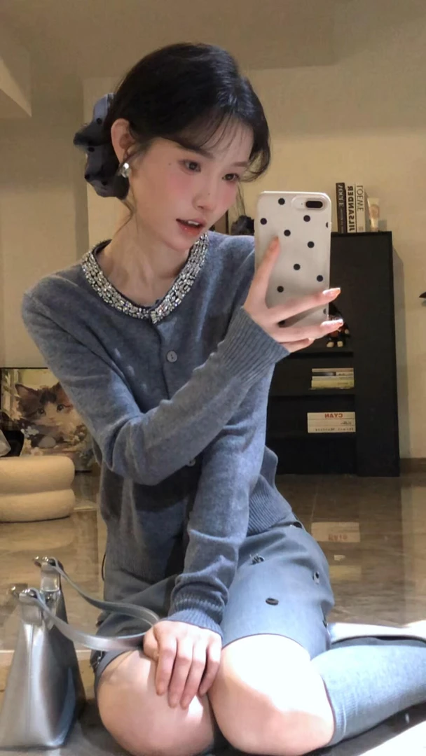 秋季绝美ootd穿搭一整套女巨好看小香风气质针织开衫半身裙两件套