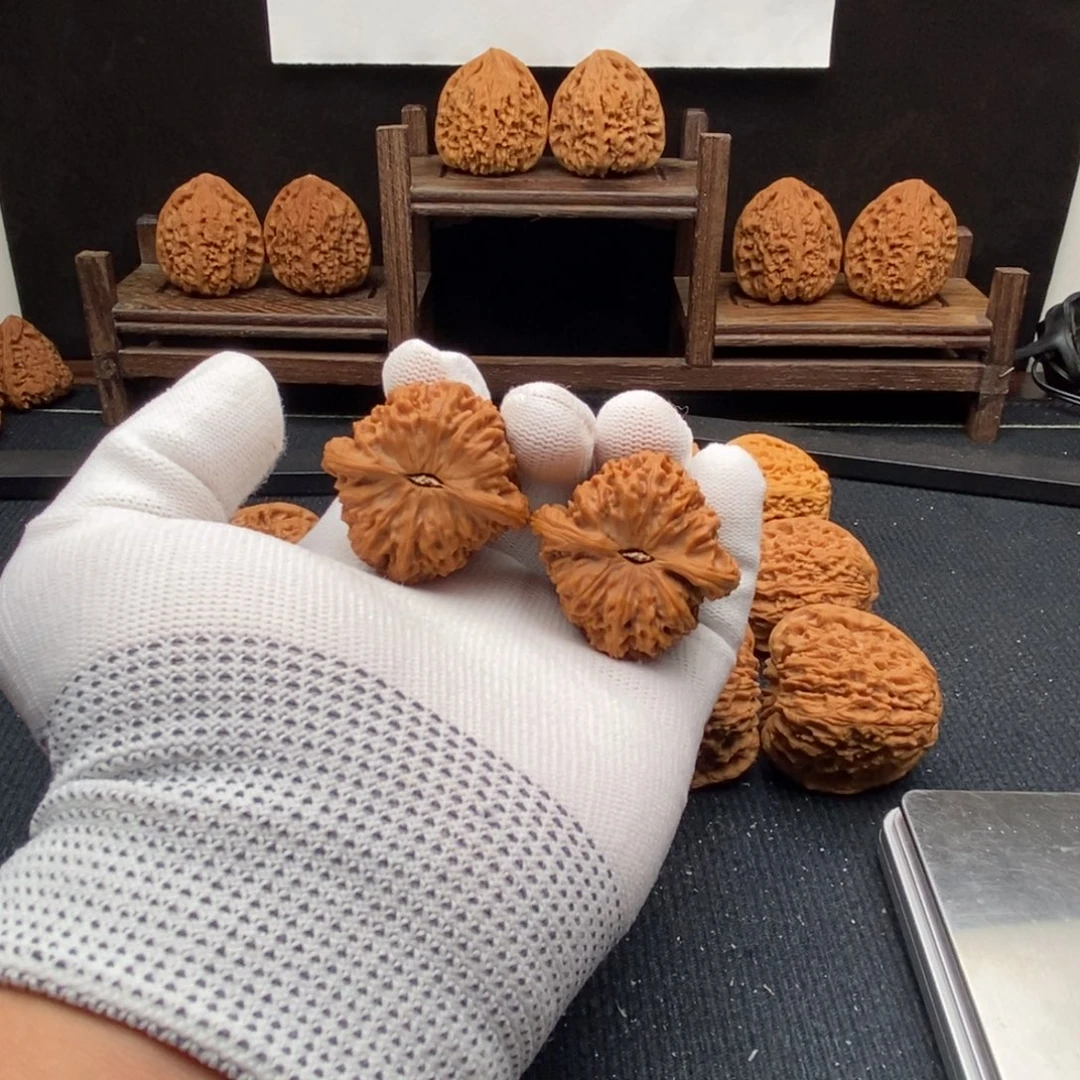 李***o吊坠文玩核桃编号111