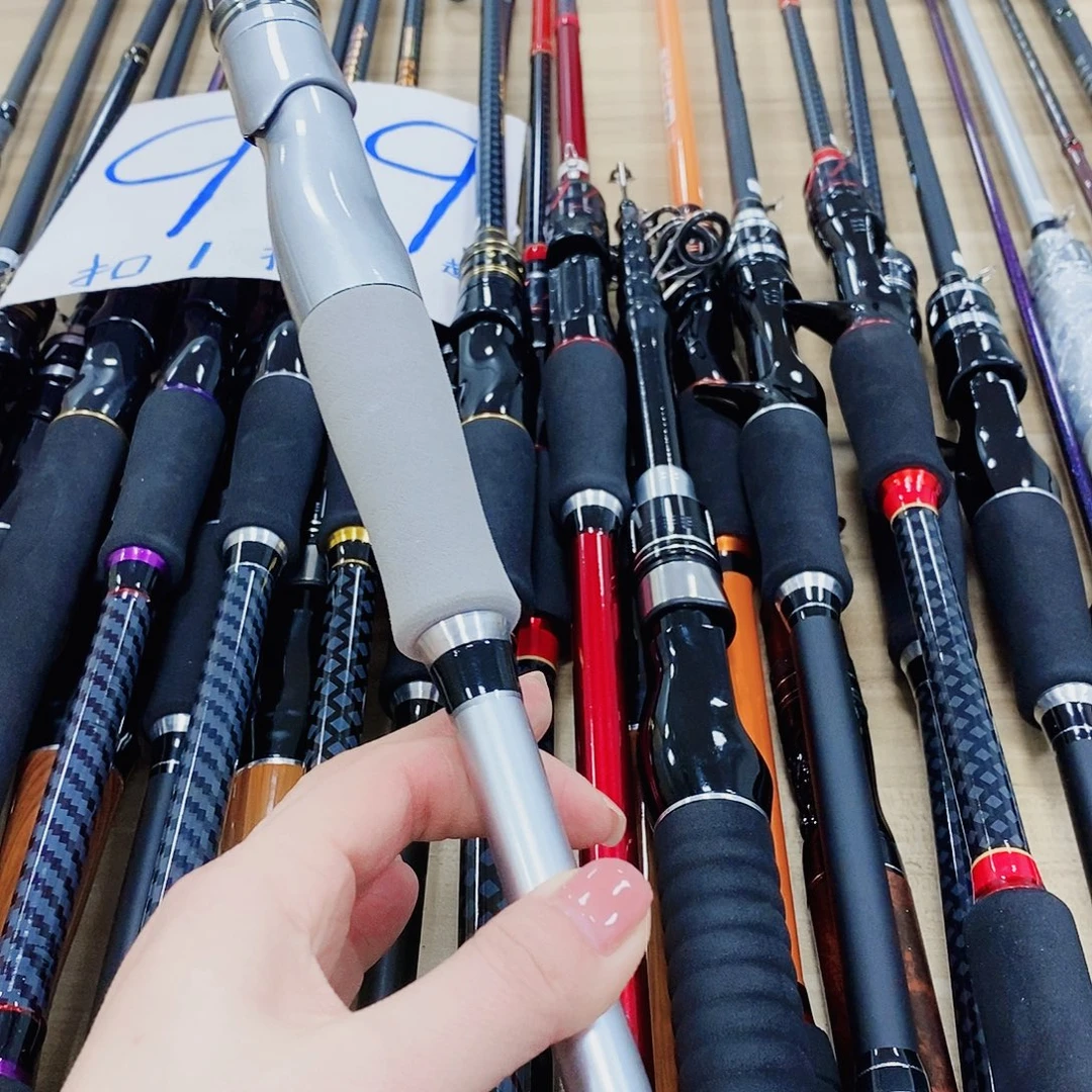 银色直柄2.4米路亚竿