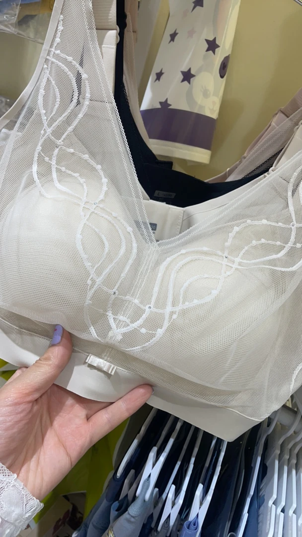 （大胸显小）2025年夏季薄款大胸显小舒适型内衣四排四扣高侧比内衣