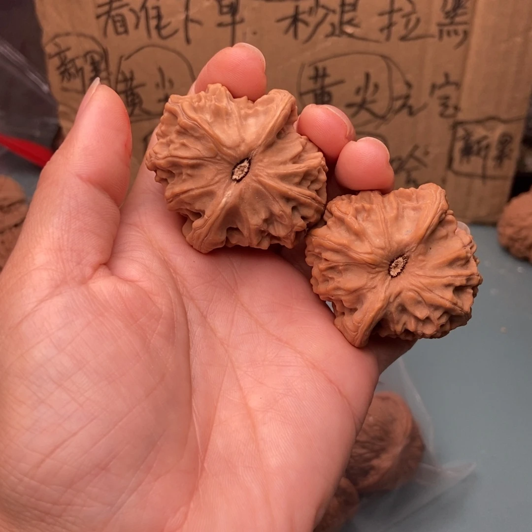 黑***白文玩核桃吊坠图图23