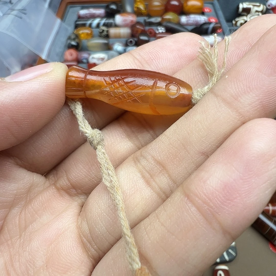 玛瑙/玉髓未镶嵌珠宝半成品不介意品相拍