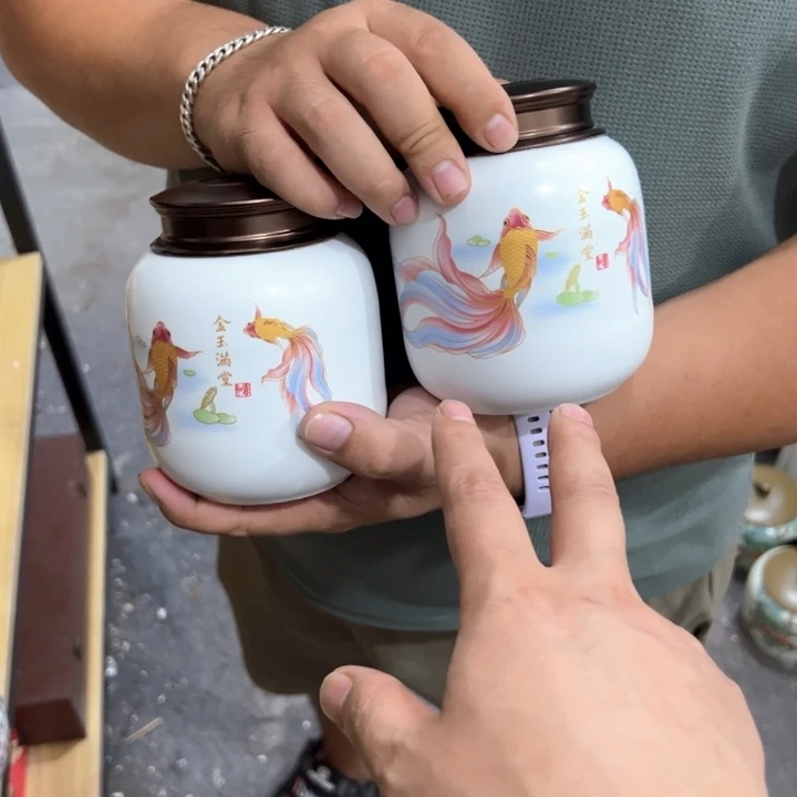 瑕疵福利品陶瓷茶叶罐介意勿拍