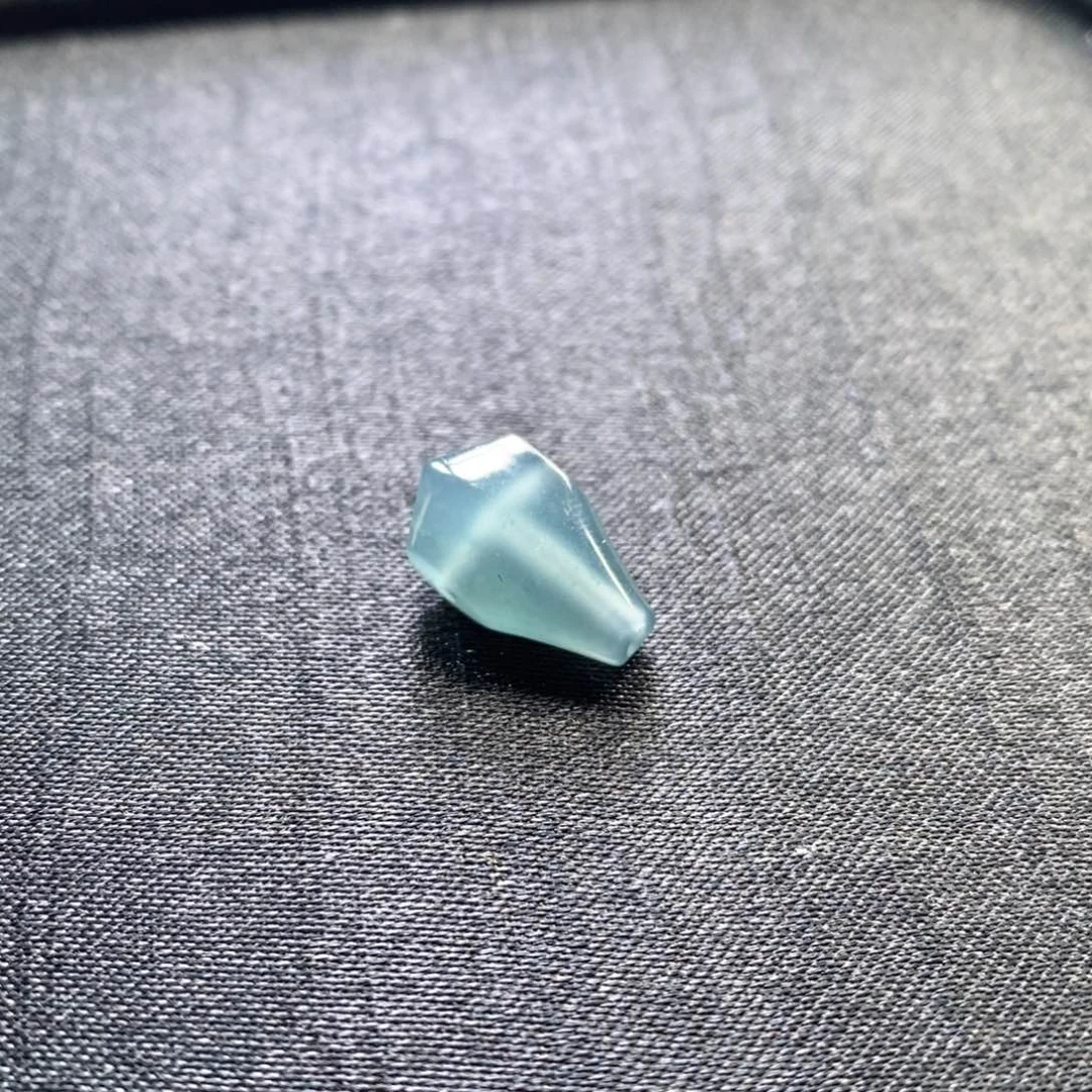 翡翠未镶嵌手链卡9左右三通