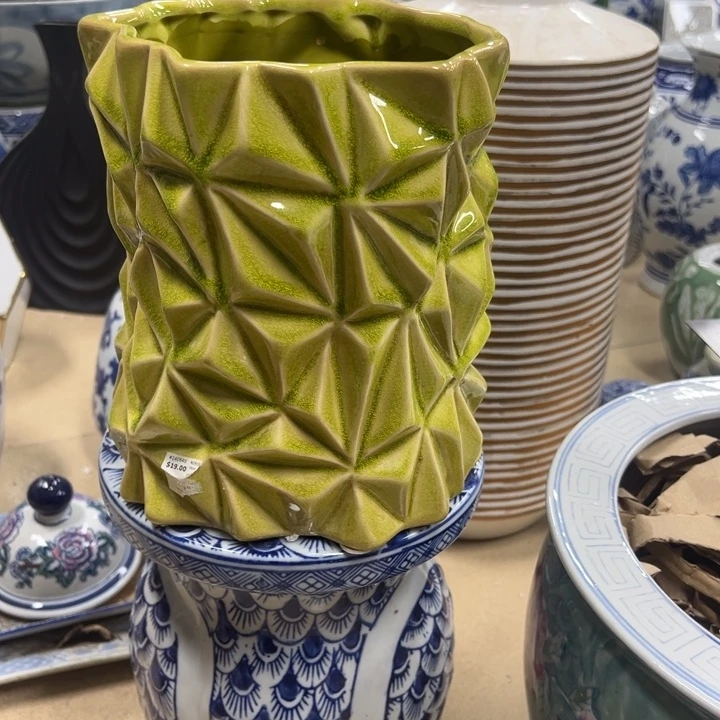 微瑕陶瓷。。。。。。。。。。。。