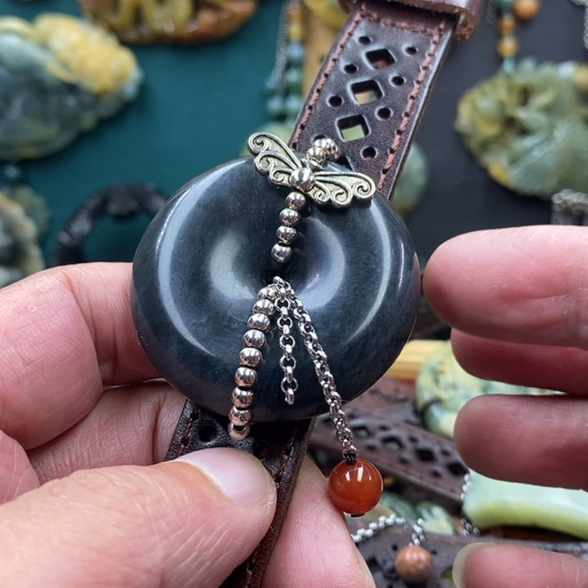【闪购商品】蛇纹石玉未镶嵌手牌