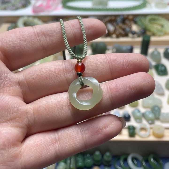 吊坠(不含链)未镶嵌和田玉