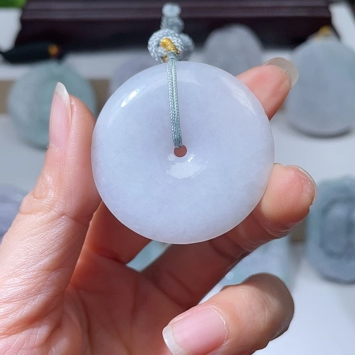 翡翠未镶嵌颈饰翡翠63