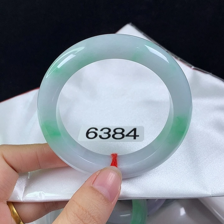 翡翠未镶嵌手镯55圈 清新甜绿