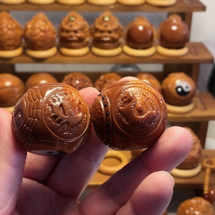 L***y橄榄核手串/手链四象八卦3.9