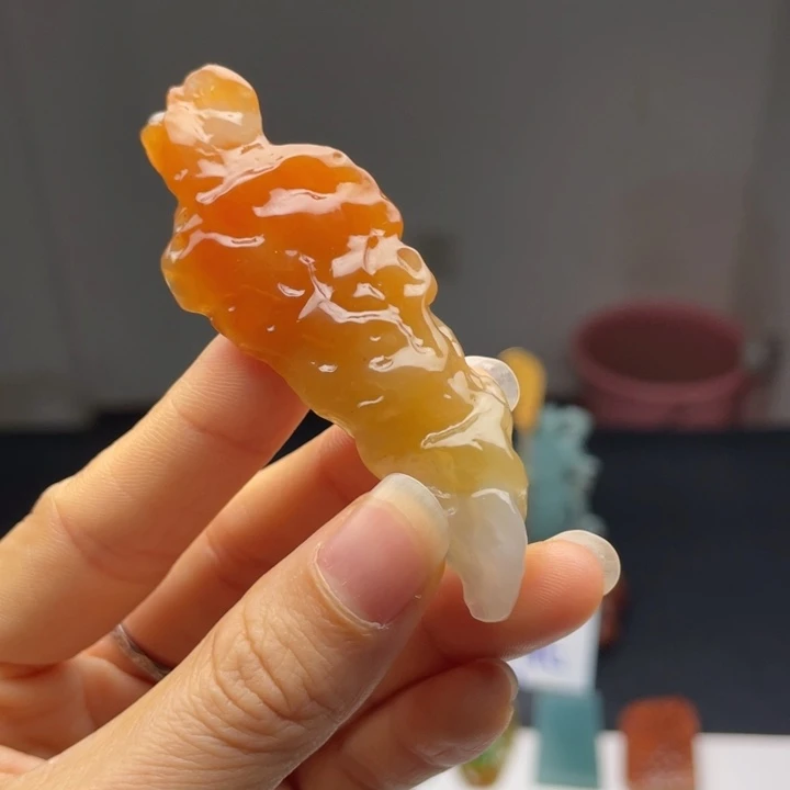 定制翡翠未镶嵌包工