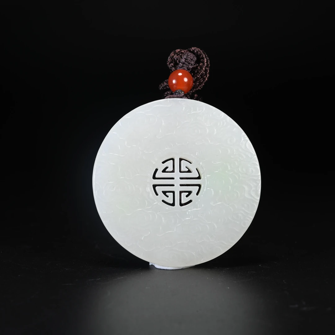 lot8824 和田玉翠青挂件/保利