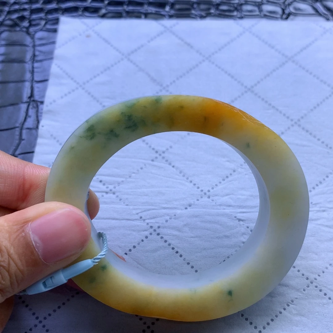 定制翡翠未镶嵌翡翠手镯