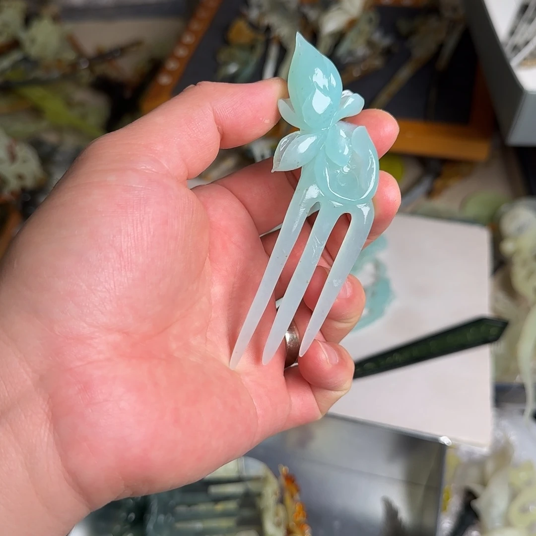蛇纹石玉未镶嵌发饰