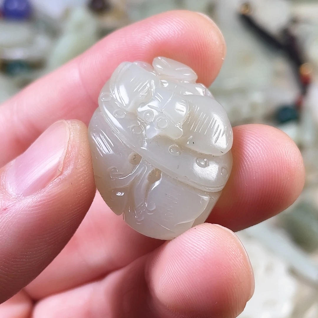 和田玉（糖玉）颈饰未镶嵌